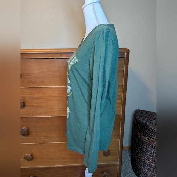 WMNS Green Bay Packer CLASSIC Long Sleeve Shirt - Picture 3 of 9